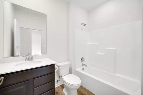 Bath - 11110 Alabama Pl, Crown Point, IN 46307 photo 1 of 1