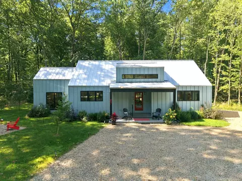 57 Magnolia Trl, Michigan City, IN 46360