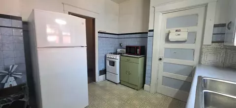 Kitchen - 3438 Monroe St, Lansing, IL 60438 photo 1 of 2