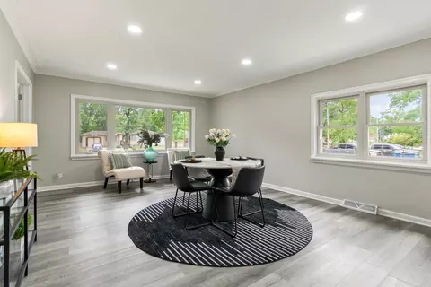 Dining - 3310 W 40th Ave, Gary, IN 46408 photo 1 of 2