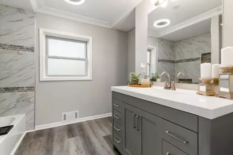 Bath - 3310 W 40th Ave, Gary, IN 46408 photo 1 of 3