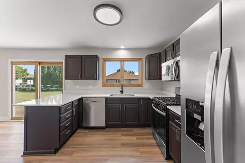 Kitchen - 7423 E 106th Ave, Winfield, IN 46307 photo 4 of 4