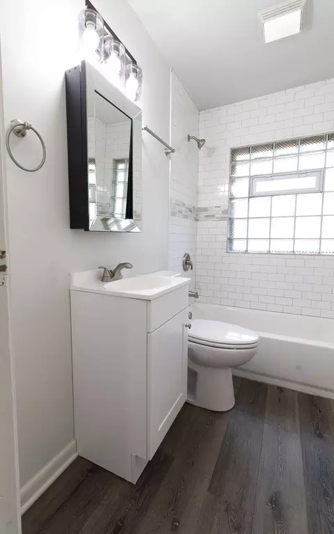 Bath - 3988 Fillmore St, Gary, IN 46408 photo 2 of 2