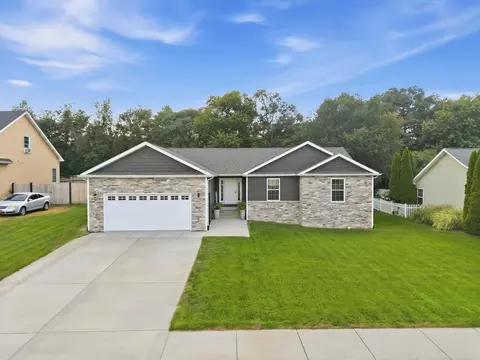 Exterior - 234 Elderberry St, De Motte, IN 46310 photo 2 of 6