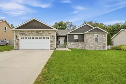 Exterior - 234 Elderberry St, De Motte, IN 46310 photo 3 of 6