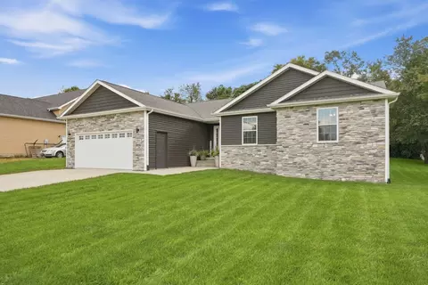 Exterior - 234 Elderberry St, De Motte, IN 46310 photo 4 of 6