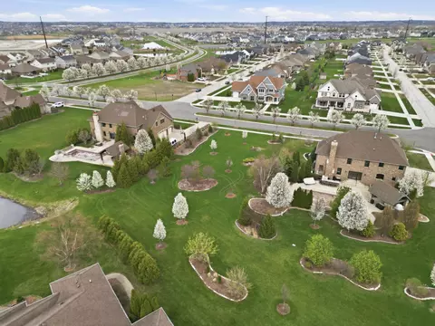 View/Area - 8645 W 105th Ave, Saint John, IN 46373 photo 4 of 5
