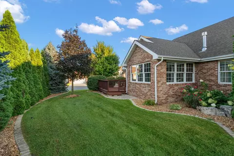 Exterior - 11649 Upper Peninsula Pl, Saint John, IN 46373 photo 4 of 5
