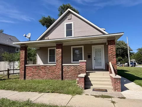 726 Belden St, Michigan City, IN 46360