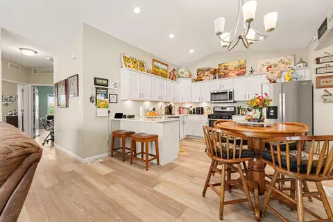 Kitchen - 3945 Stadium St, Portage, IN 46368 photo 1 of 4