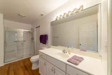 Bath - 1750 Beech Dr, Crown Point, IN 46307 photo 1 of 3