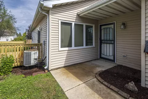 Exterior - 1750 Beech Dr, Crown Point, IN 46307 photo 2 of 10