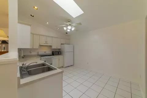 Kitchen - 1750 Beech Dr, Crown Point, IN 46307 photo 1 of 6