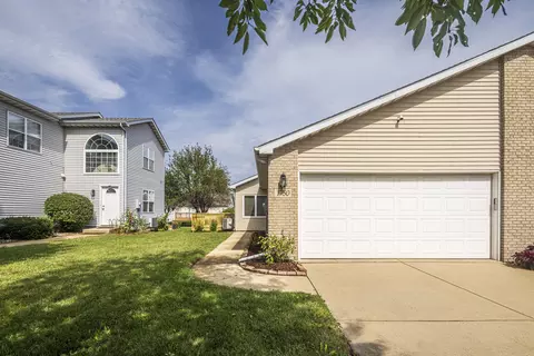 Exterior - 1750 Beech Dr, Crown Point, IN 46307 photo 3 of 10