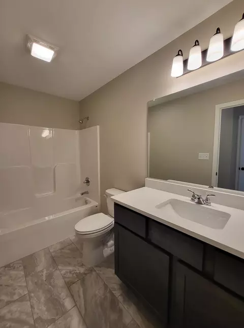Bath - 5057 Stephen Ln, Lowell, IN 46356 photo 3 of 3