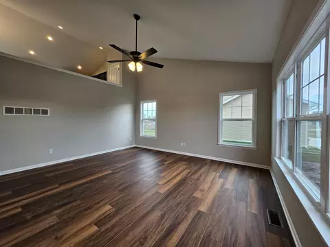 Living - 4960 Stephen Ln, Lowell, IN 46356 photo 3 of 5