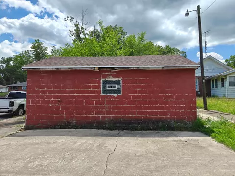 Exterior - 834 E 41st Ave, Gary, IN 46409 photo 9 of 11