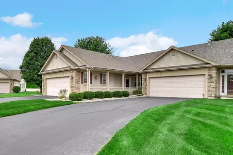 1284 Bluebell Trl, Schererville, IN 46375