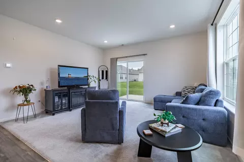 Living - 5981 E 116th Ave, Winfield, IN 46307 photo 1 of 3
