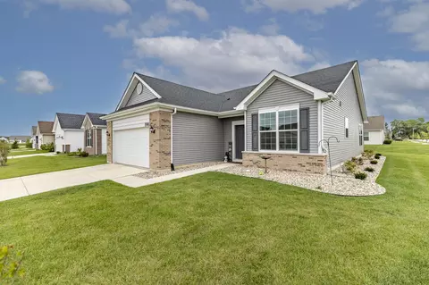 Exterior - 5981 E 116th Ave, Winfield, IN 46307 photo 2 of 5