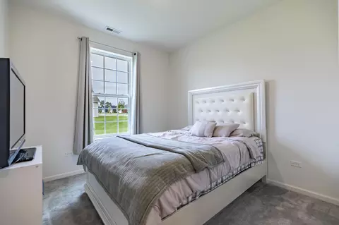 Bedroom - 5981 E 116th Ave, Winfield, IN 46307 photo 2 of 2