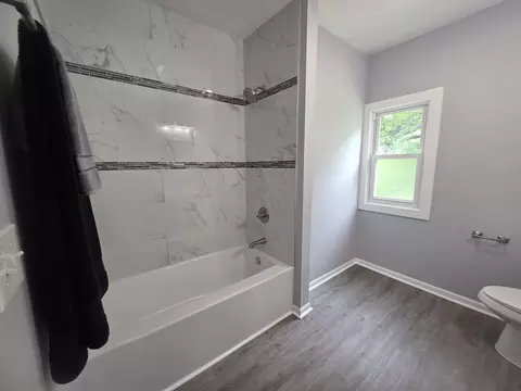 Bath - 3549 Carolina St, Gary, IN 46409 photo 2 of 4
