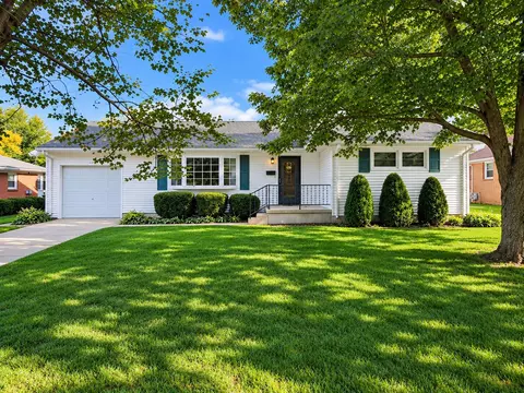 726 E Thompson St, Rensselaer, IN 47978