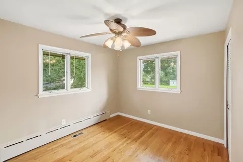 Bedroom - 526 Cedar Ct, Munster, IN 46321 photo 5 of 6