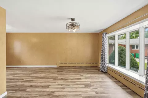 Living - 526 Cedar Ct, Munster, IN 46321 photo 1 of 4