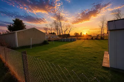 Exterior - 6458 E Bootjack Rd, Rolling Prairie, IN 46371 photo 4 of 5