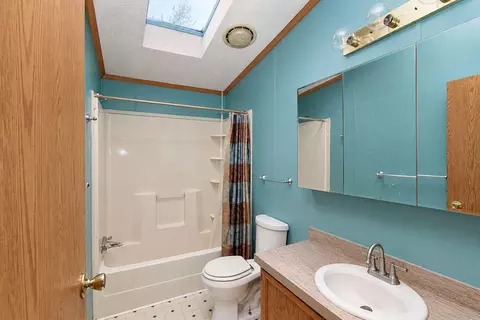 Bath - 6458 E Bootjack Rd, Rolling Prairie, IN 46371 photo 3 of 3