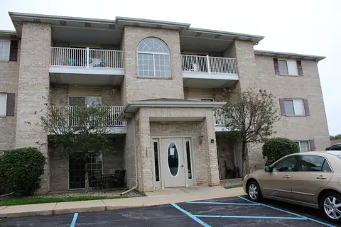 1985 W 75th #27, Merrillville, IN 46410