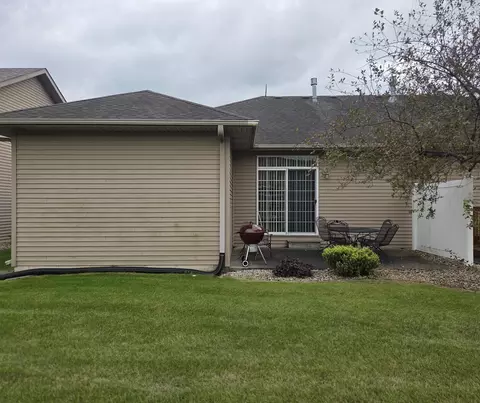 Exterior - 530 Cochran Dr, Crown Point, IN 46307 photo 4 of 4