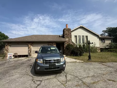 6242 Mulberry Ave, Portage, IN 46368