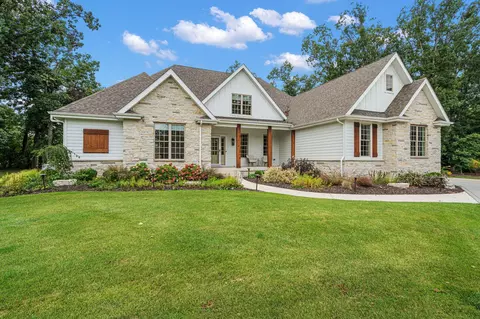 Exterior - 629 George Cohan Ct, Crown Point, IN 46307 photo 6 of 8