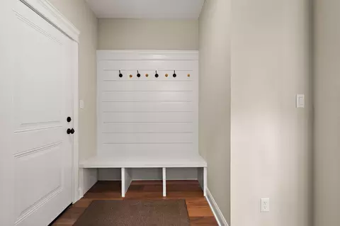 Entry Way - 629 George Cohan Ct, Crown Point, IN 46307 photo 2 of 5