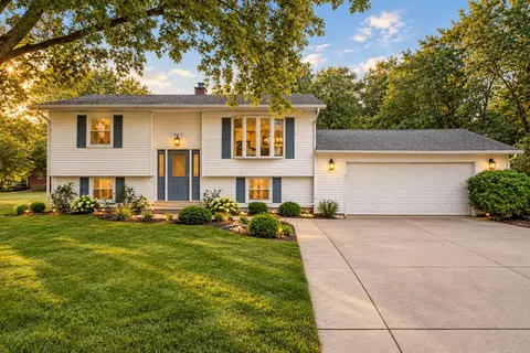 607 Lupine St, Michigan City, IN 46360
