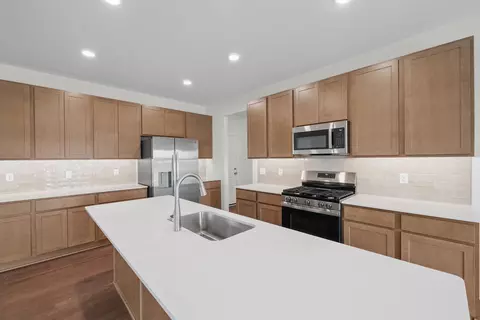Kitchen - 13009 W 111th Ave, Dyer, IN 46311 photo 2 of 2
