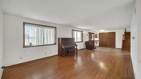 Living - 18320 Cline Ave, Lowell, IN 46356 photo 4 of 5