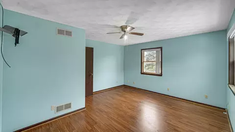 Bedroom - 18320 Cline Ave, Lowell, IN 46356 photo 4 of 5