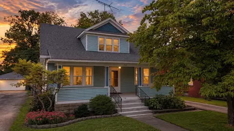 134 N Kelly St, Hobart, IN 46342