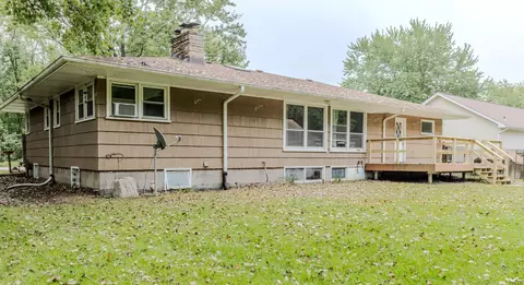 Exterior - 810 S Cline Ave, Griffith, IN 46319 photo 4 of 7