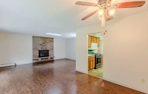 Living - 810 S Cline Ave, Griffith, IN 46319 photo 3 of 6