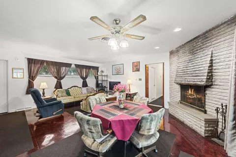 Dining - 631 N Miami St, Gary, IN 46403 photo 1 of 2