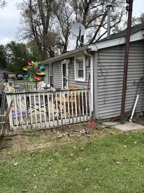 Exterior - 2330 Calhoun St, Gary, IN 46406 photo 2 of 3