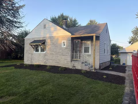 7509 Marshall St, Merrillville, IN 46410
