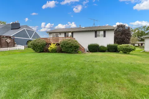 Exterior - 4142 Augusta Dr, Crown Point, IN 46307 photo 3 of 12