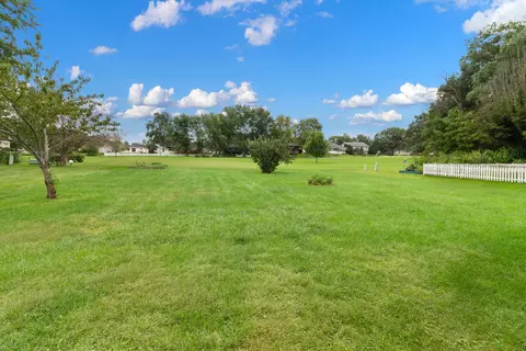 Exterior - 4142 Augusta Dr, Crown Point, IN 46307 photo 2 of 12