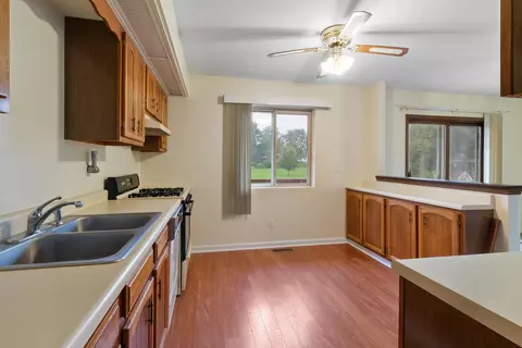 Kitchen - 4142 Augusta Dr, Crown Point, IN 46307 photo 2 of 5