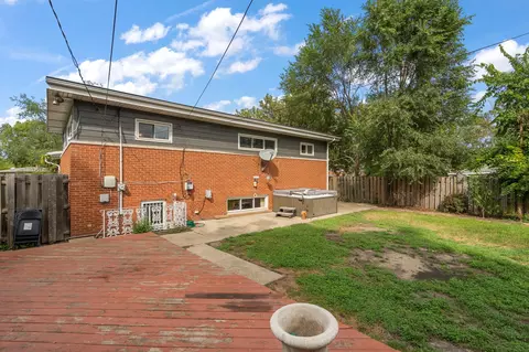 Exterior - 7001 Ash Pl, Gary, IN 46403 photo 5 of 6